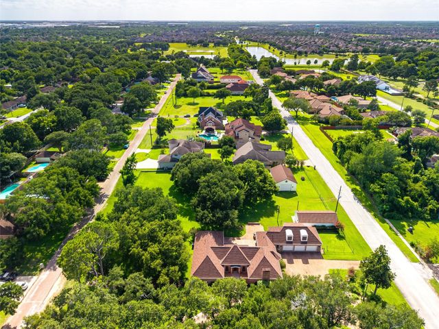 1715 Avenue D, Katy, TX 77493