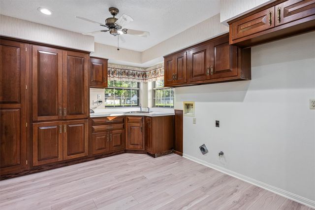 1715 Avenue D, Katy, TX 77493