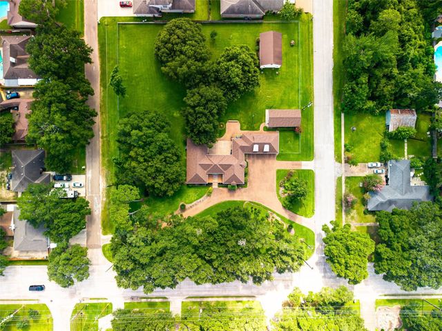 1715 Avenue D, Katy, TX 77493