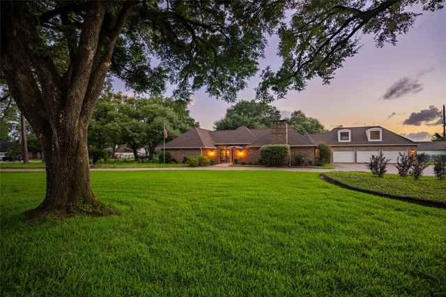 1715 Avenue D, Katy, TX 77493