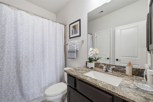 1813 Emerald Trace Lane, Pearland, TX 77584