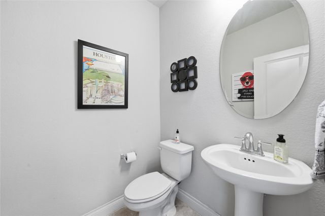 1813 Emerald Trace Lane, Pearland, TX 77584