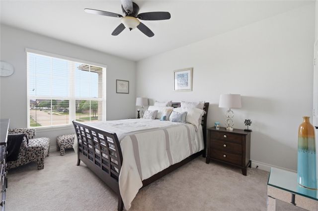 1813 Emerald Trace Lane, Pearland, TX 77584