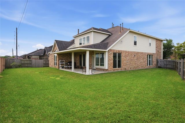 1813 Emerald Trace Lane, Pearland, TX 77584