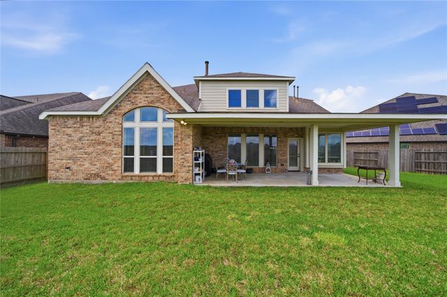 1813 Emerald Trace Lane, Pearland, TX 77584