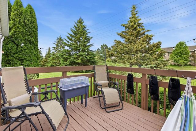 1183 Homestead Drive, Sun Prairie, WI 53590