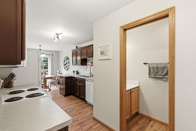 1183 Homestead Drive, Sun Prairie, WI 53590