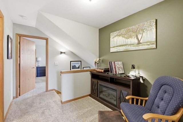 1183 Homestead Drive, Sun Prairie, WI 53590