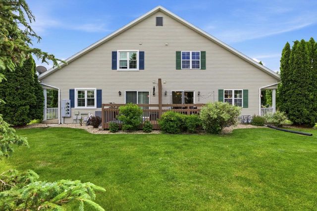 1183 Homestead Drive, Sun Prairie, WI 53590