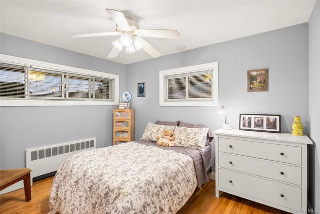 14 Mayo Avenue, Huntington, NY 11743