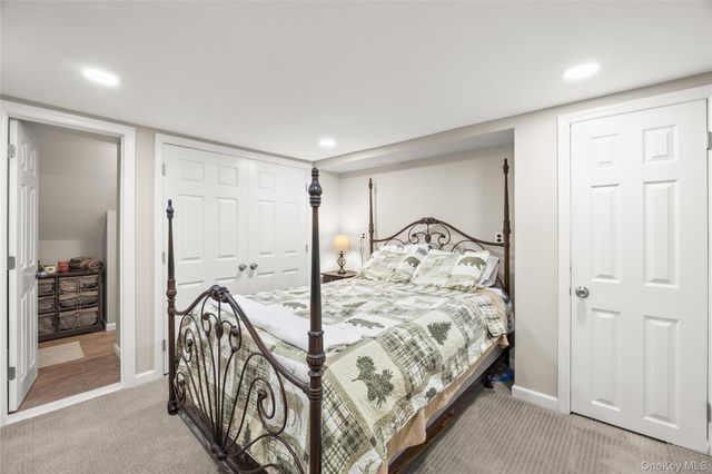 14 Mayo Avenue, Huntington, NY 11743