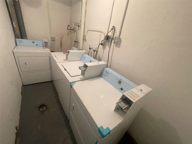 395 SW 15th St 12, Pompano Beach, FL 33060