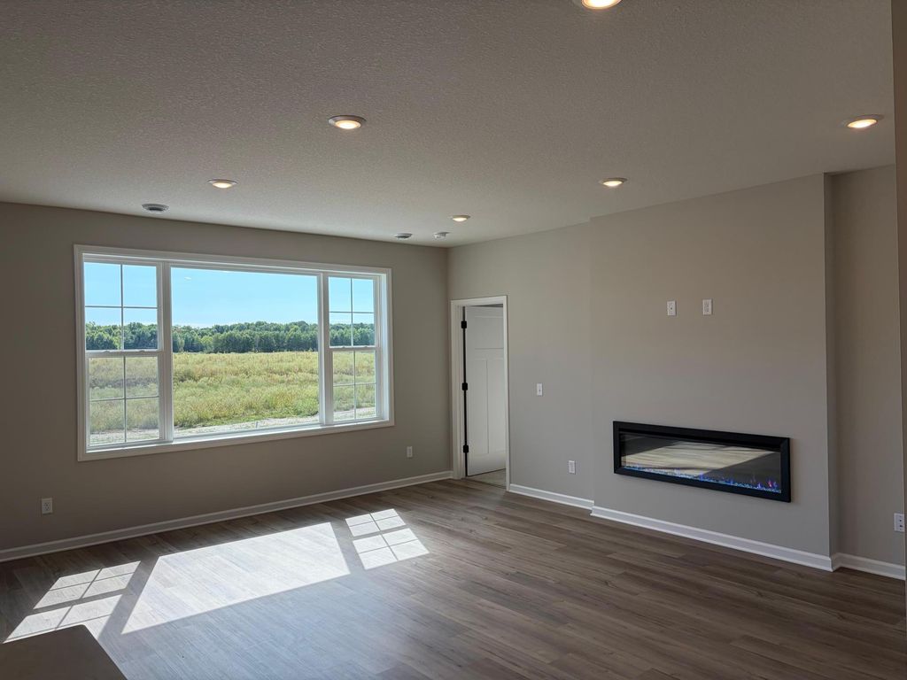 8208 Haywood Drive, Lino Lakes, MN 55014 — photo 5