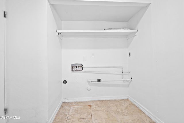 5829 VISTA CORONA Court, El Paso, TX 79912