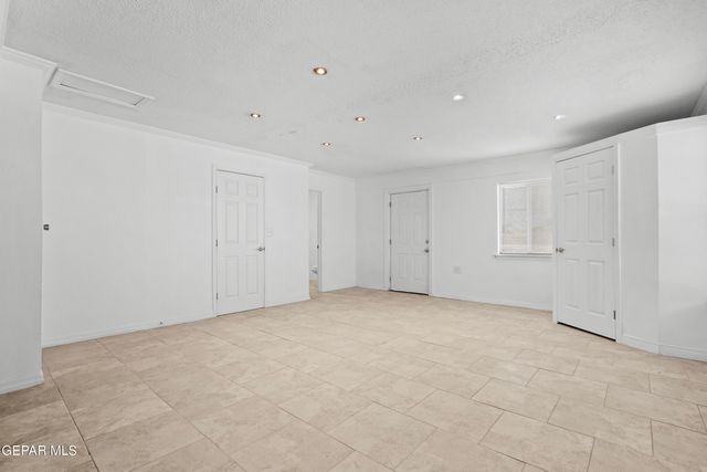 5829 VISTA CORONA Court, El Paso, TX 79912