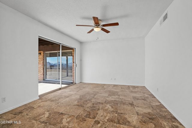 5829 VISTA CORONA Court, El Paso, TX 79912