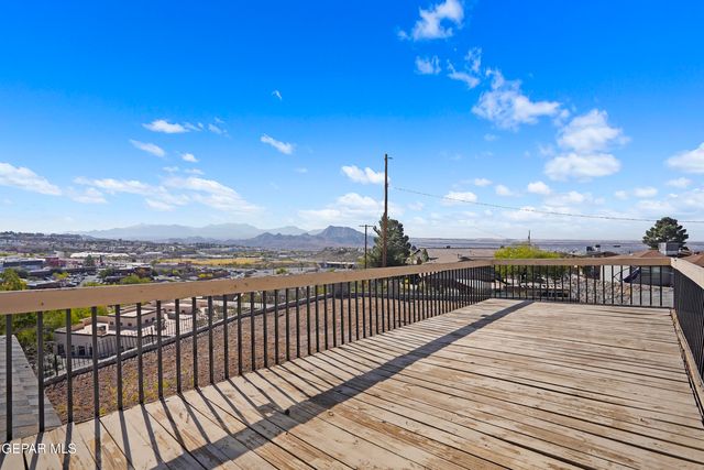 5829 VISTA CORONA Court, El Paso, TX 79912