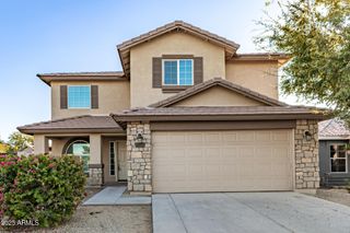 2709 W PECAN Road, Phoenix, AZ 85041