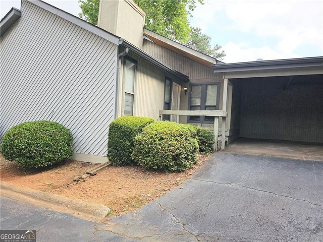 5025 Highland Club Drive, Marietta, GA 30068