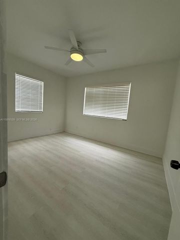 2893 SW 32nd Ct, Coconut Grove, FL 33133