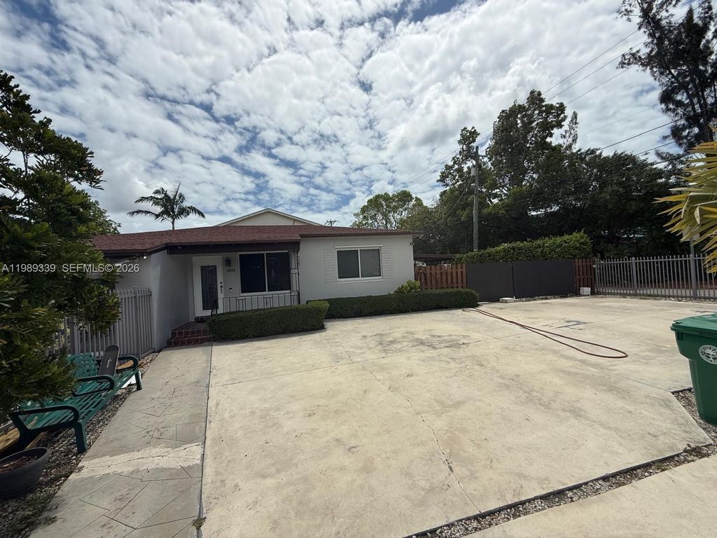 2893 SW 32nd Ct, Coconut Grove, FL 33133