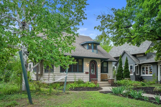 2181 N 53rd STREET, Milwaukee, WI 53208