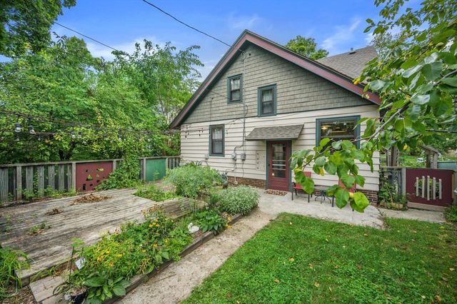 2181 N 53rd STREET, Milwaukee, WI 53208