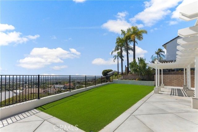 2282 N Rockridge Place, Orange, CA 92867
