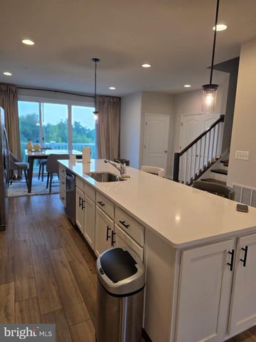 1037 HIGHPOINT TRL, Laurel, MD 20707
