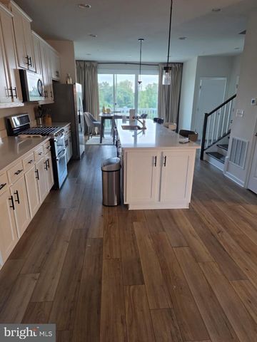 1037 HIGHPOINT TRL, Laurel, MD 20707