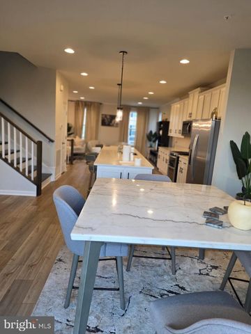 1037 HIGHPOINT TRL, Laurel, MD 20707