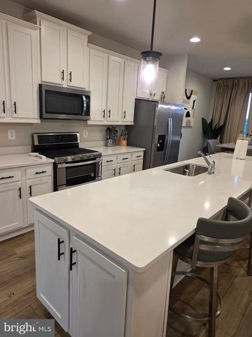 1037 HIGHPOINT TRL, Laurel, MD 20707