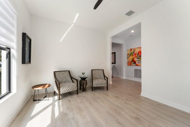 5402 Hutchinson Way, Westlake, FL 33470