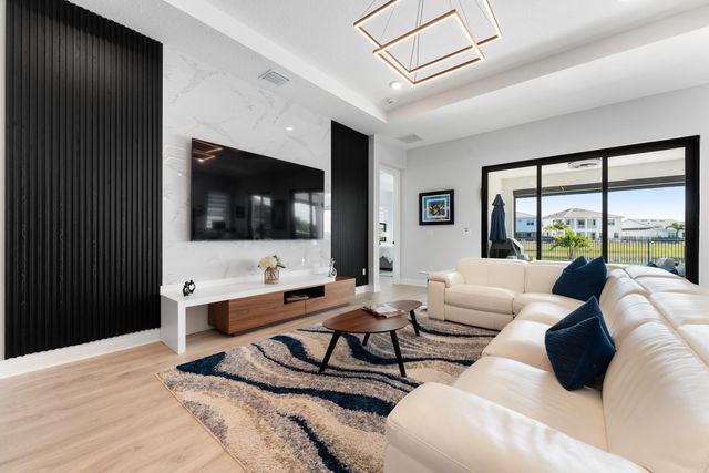 5402 Hutchinson Way, Westlake, FL 33470