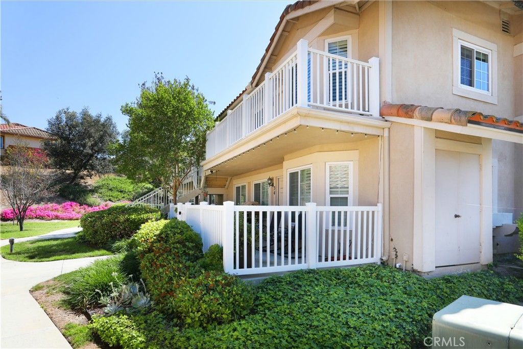 Image 1 of property listing at 19801 Meadow Ridge, Trabuco Canyon, CA 92679