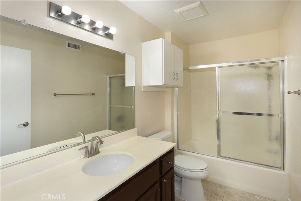 Image 13 of property listing at 19801 Meadow Ridge, Trabuco Canyon, CA 92679