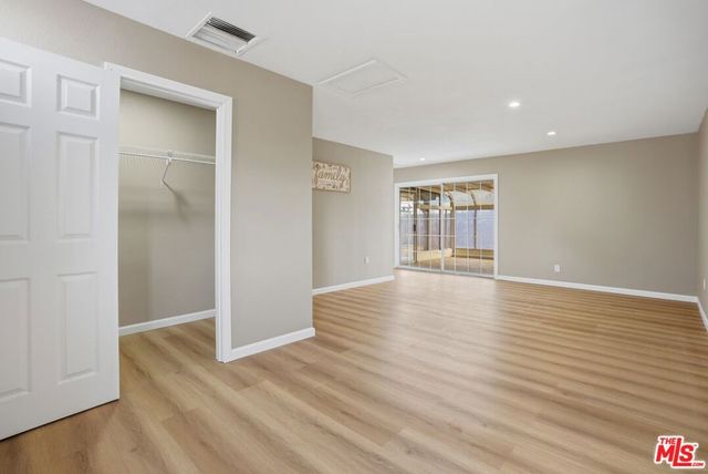 2232 W Avenue M4, Palmdale, CA 93551