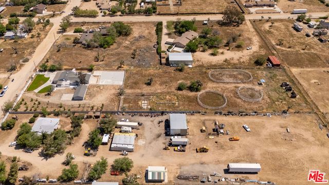 2232 W Avenue M4, Palmdale, CA 93551