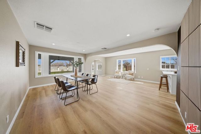 2232 W Avenue M4, Palmdale, CA 93551
