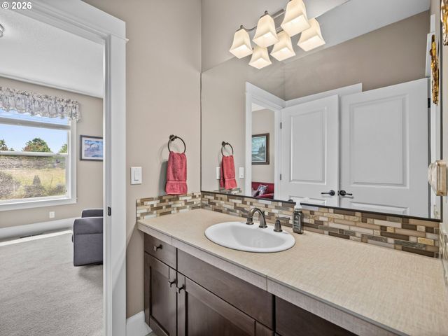 1909 Sw 25TH Cir, Battle Ground, WA 98604