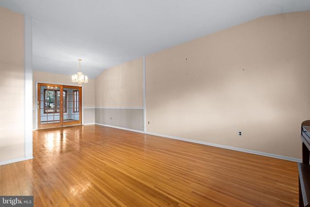 33 ESTATE RD, Lumberton, NJ 08048