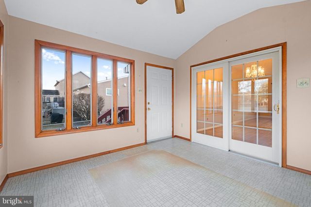 33 ESTATE RD, Lumberton, NJ 08048