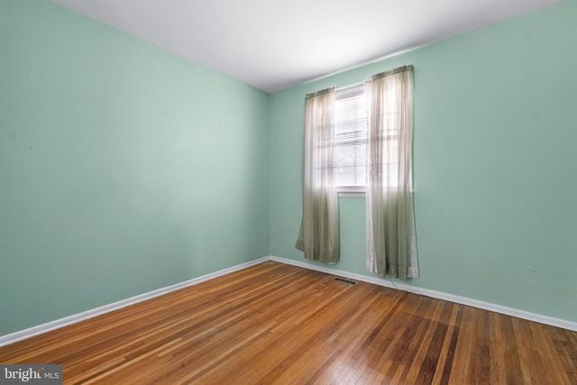 33 ESTATE RD, Lumberton, NJ 08048