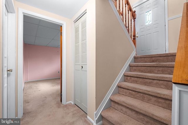 33 ESTATE RD, Lumberton, NJ 08048