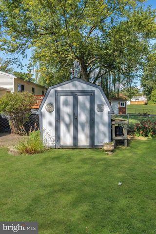 33 ESTATE RD, Lumberton, NJ 08048