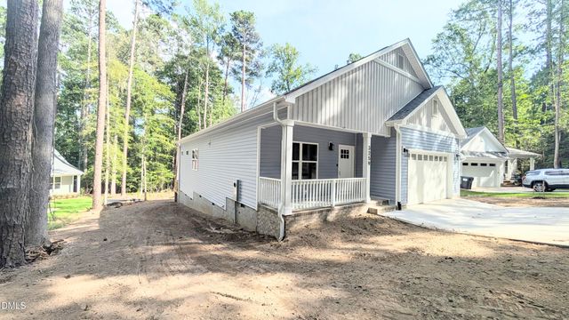3259 Yorkshire Circle, Sanford, NC 27332