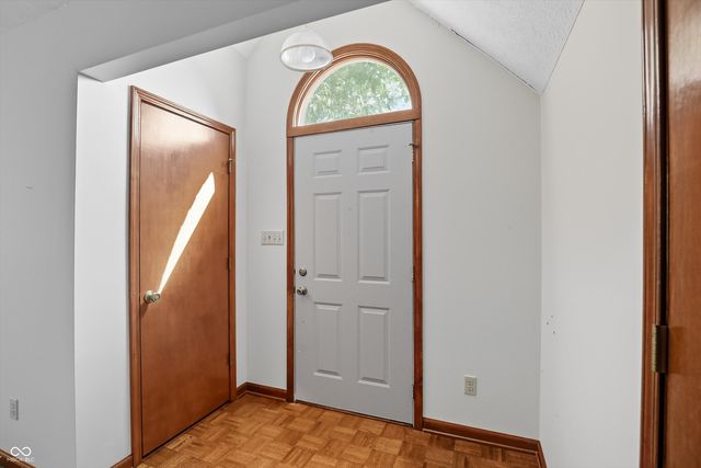 146 Dover Boulevard N, Brownsburg, IN 46112