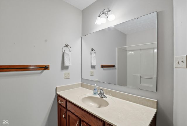 146 Dover Boulevard N, Brownsburg, IN 46112