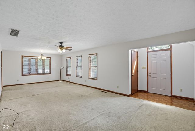 146 Dover Boulevard N, Brownsburg, IN 46112