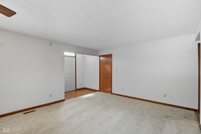 146 Dover Boulevard N, Brownsburg, IN 46112